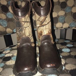 Bushnell Camo Boots